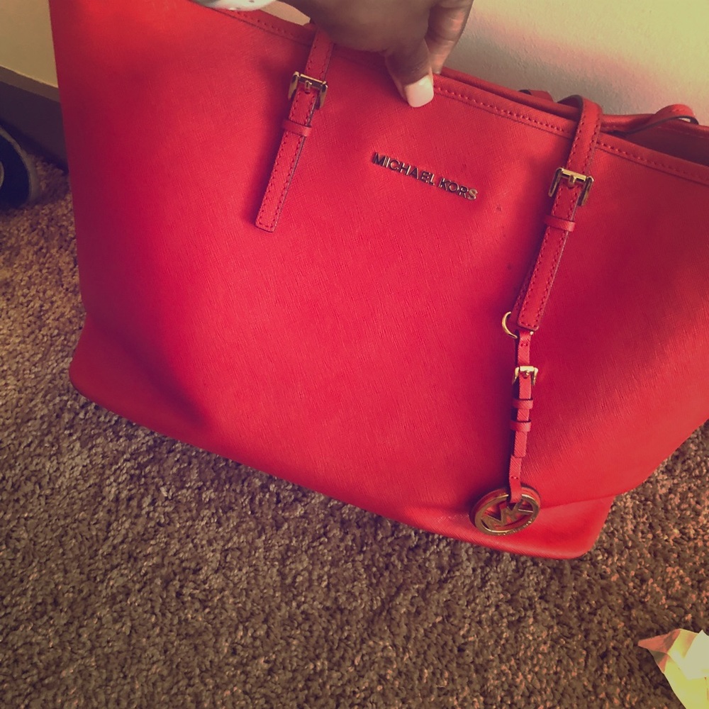 Michael kors tote
